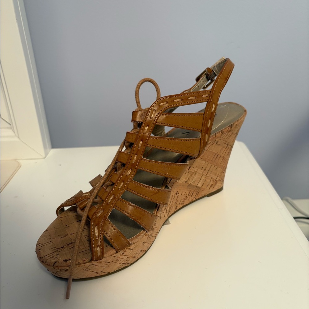 Women's Tan Wedge Sandals